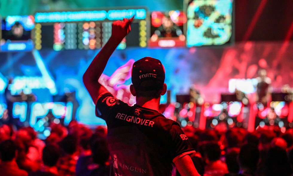 S15决赛前探营：带你走进TES的休息室。-3377体育电竞